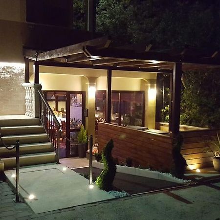 Villa Cezar Kaštel Lukšić Zewnętrze zdjęcie
