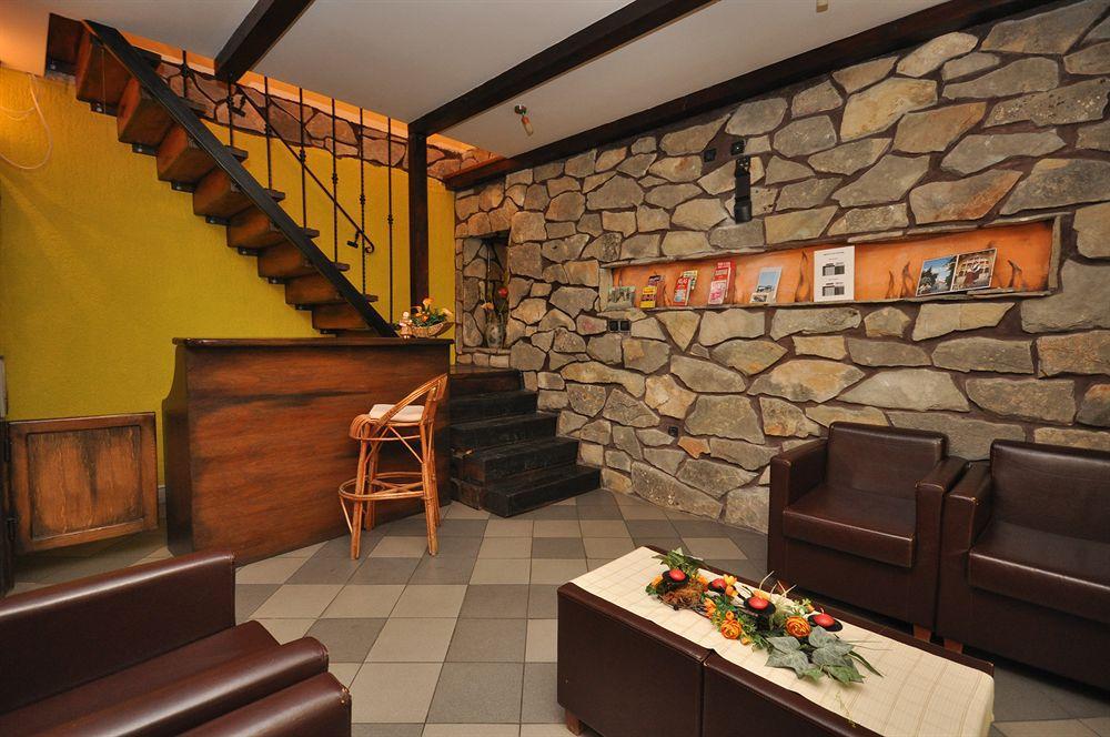 Villa Cezar Kaštel Lukšić Zewnętrze zdjęcie