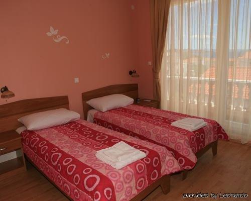 Villa Cezar Kaštel Lukšić Pokój zdjęcie