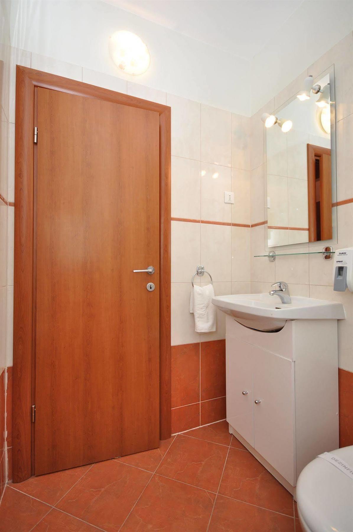 Villa Cezar Kaštel Lukšić Zewnętrze zdjęcie