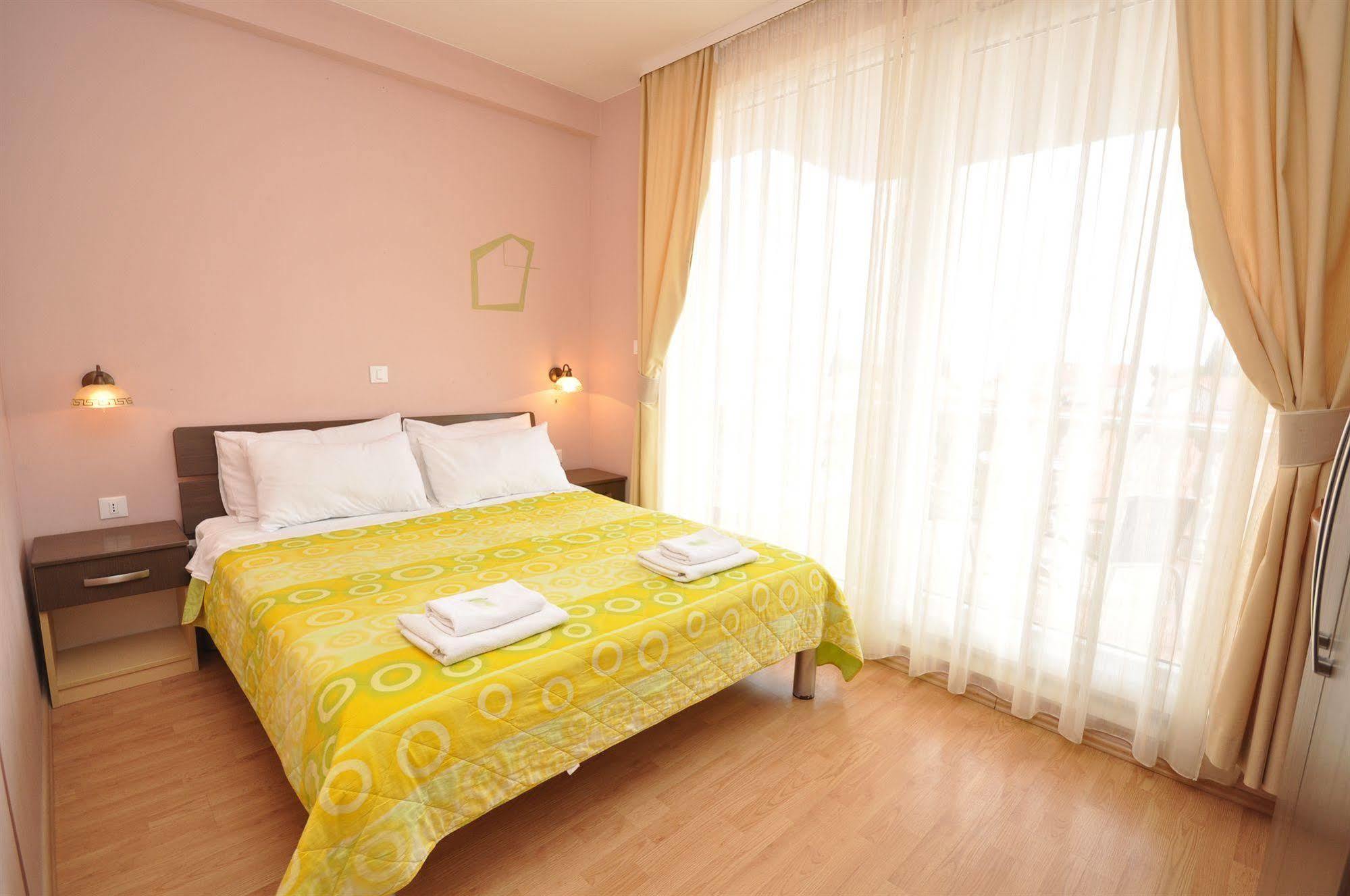 Villa Cezar Kaštel Lukšić Zewnętrze zdjęcie