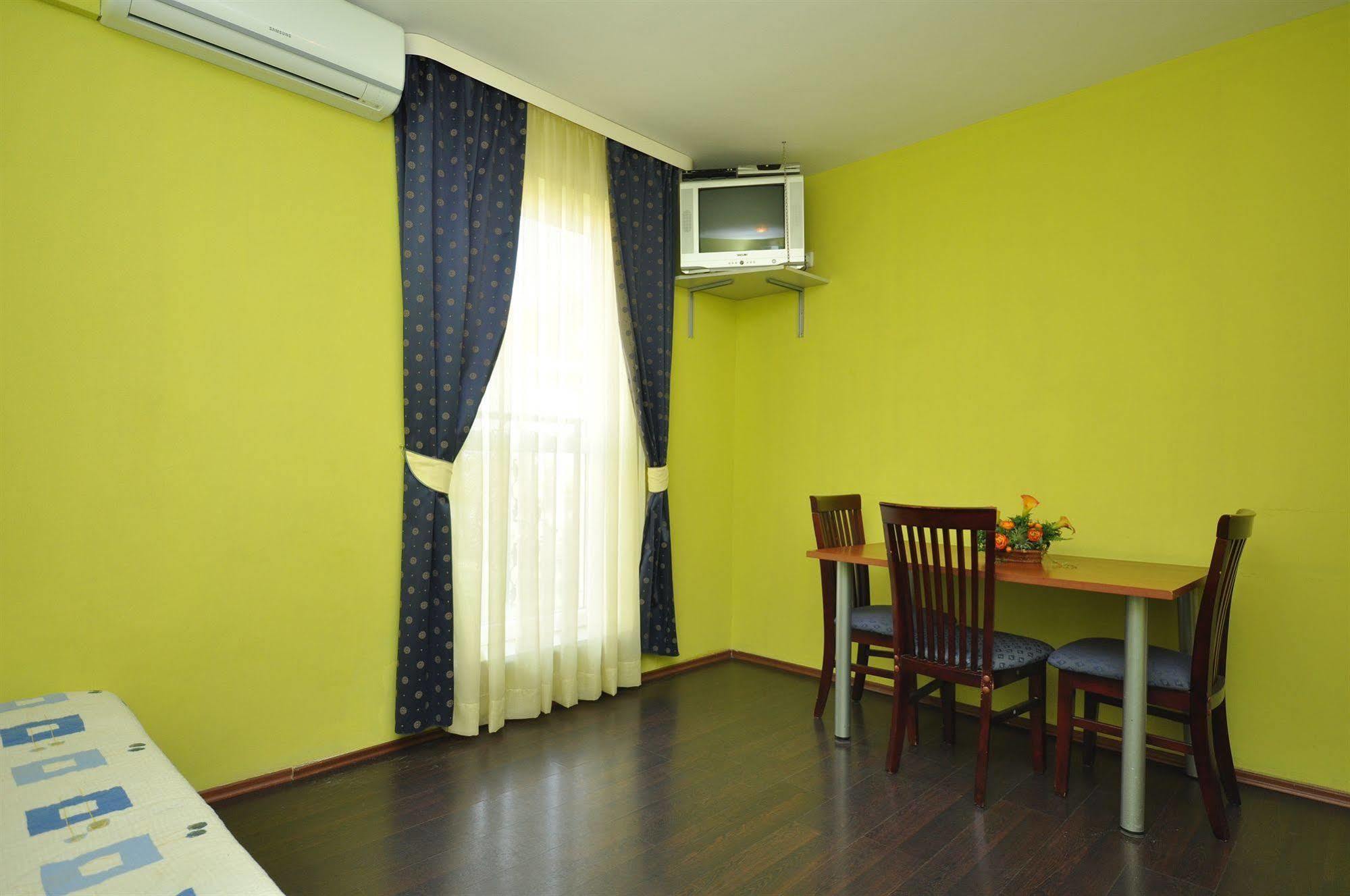 Villa Cezar Kaštel Lukšić Zewnętrze zdjęcie
